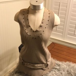 V neck studded sleeveless sweater